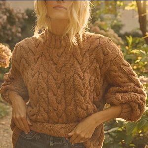 NWOT DÔEN Olympus Sweater in Camel, XS/S